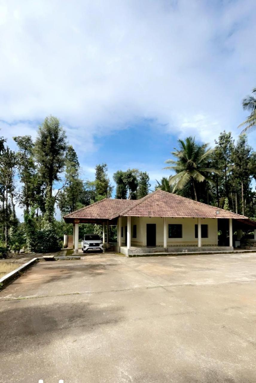 Estate Mane Villa Hanbal ภายนอก รูปภาพ