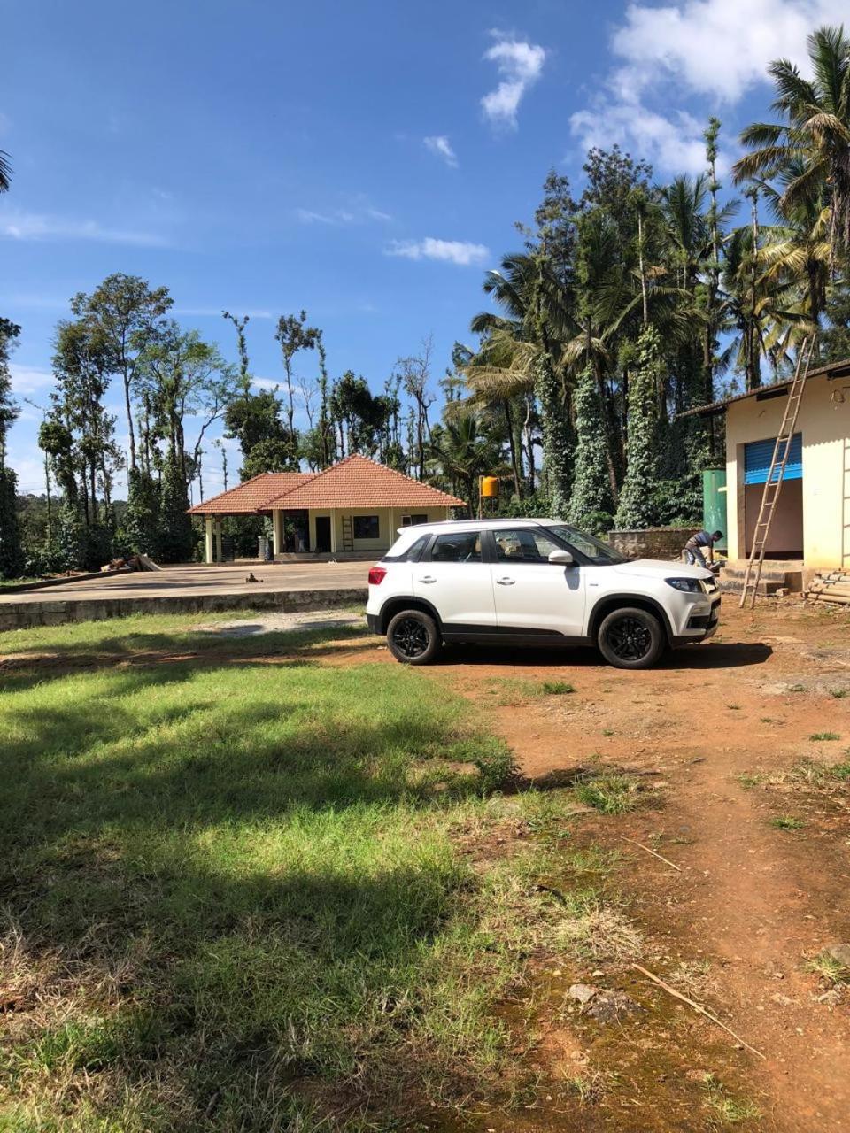 Estate Mane Villa Hanbal ภายนอก รูปภาพ
